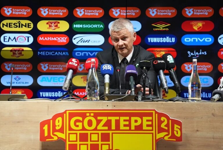solskjaer-hayal-kirikligi-yasiyoruz-29cXLpOH.jpg