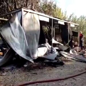 hatayda konteyner yangini kullanilamaz hale geldi DNs7L6Ju