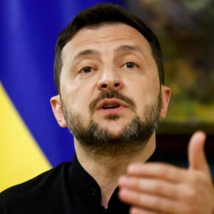 trump putin zirvesi yaklasiyor zelenski yumusadi ukrayna toprak verebilir T3Oh5tQ4