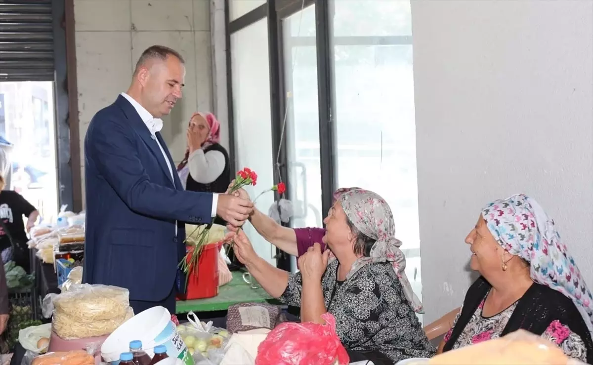 derya bulut esnafi ziyaret etti gIHEB8Xu