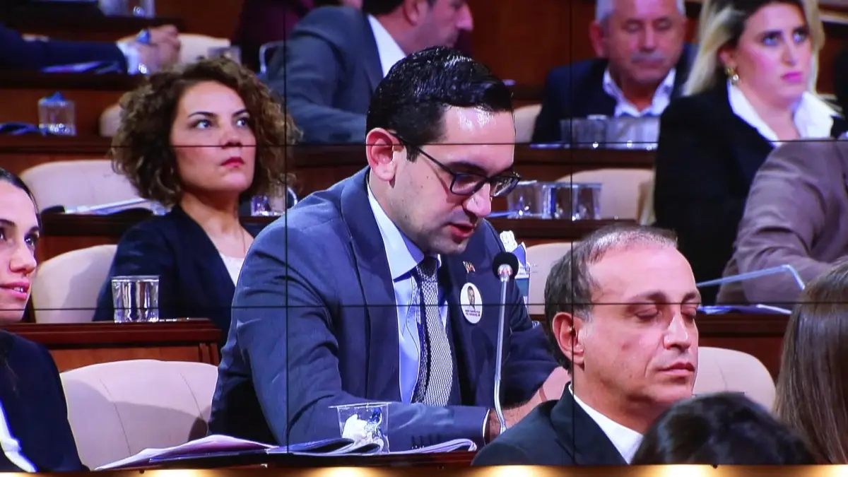 istanbuldan gazzeye insani yardim CwATyRNr.jpg