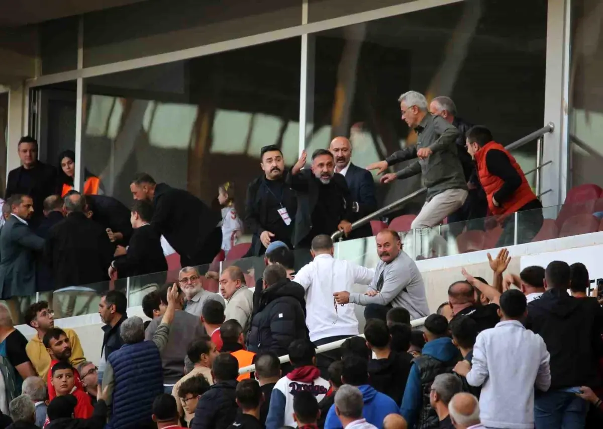 sivassporda baskan taraftarla tartisti 2ipvmpQ7