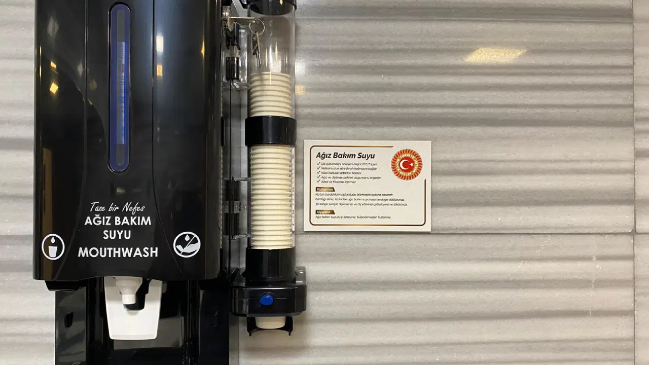 tbmmnin yeni doneminde milletvekillerine agiz bakimi icin makine 5jt1FeOL.jpg