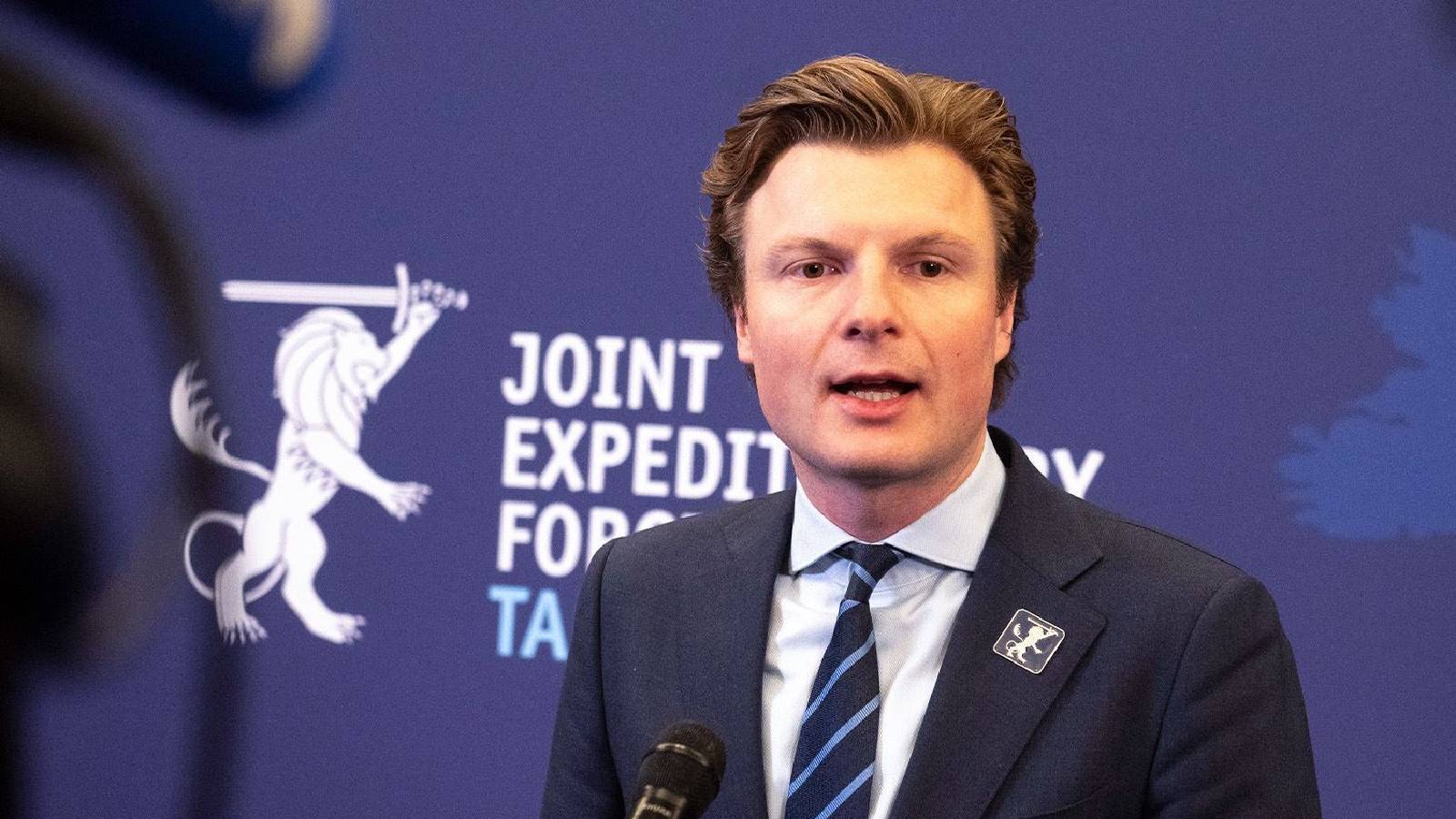 hollanda savunma bakani lubnan insani ve ekonomik alanlarda kapsamli destege ihtiyac duyuyor diyerek orduya 75 milyon dolarlik destek saglayacaklarini duyurdu 3mNUug1S.jpg