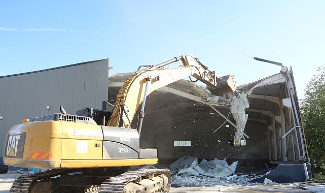 niluferde imara aykiri iki yapi yikildi dQY7gJFP.jpg