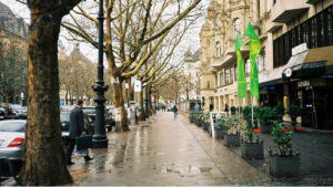 euro-bolgesi-hizmet-sektorunde-olumsuz-sinyaller-xZdfWeI5