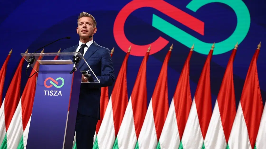 orban-donemi-kapandi-macaristanda-yeni-donem-basladi-HdXRuhAs