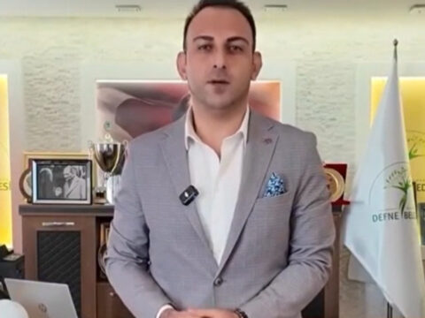 Bir belediye baskani daha yeni partiye gecti VpcubVgJ